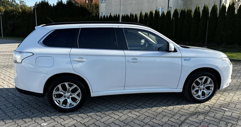 Mitsubishi Outlander cena 58999 przebieg: 226361, rok produkcji 2013 z Piaseczno małe 704